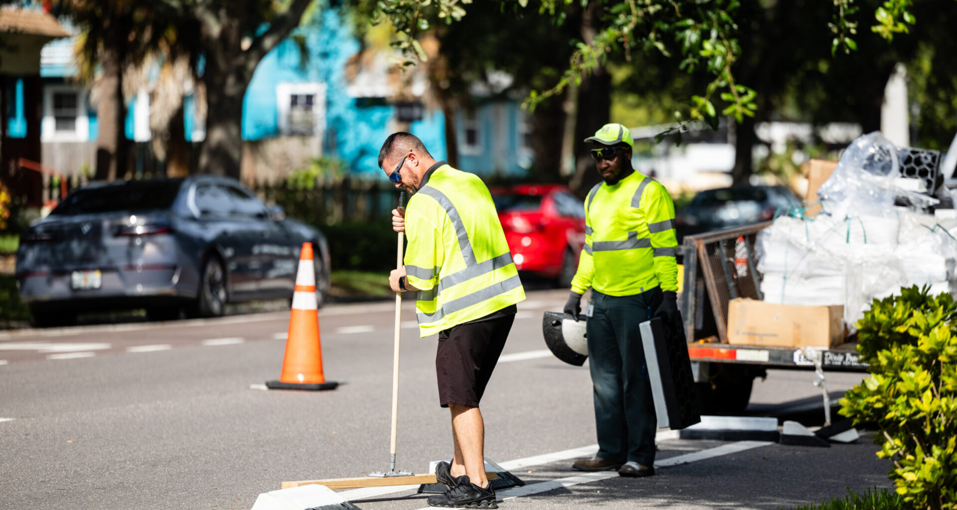 City installs bike lane barrier devices on First Avenue N.