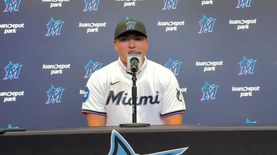 Marlins introduce Japanese slugger Rintaro Sasaki - WSVN 7News | Miami News, Weather, Sports