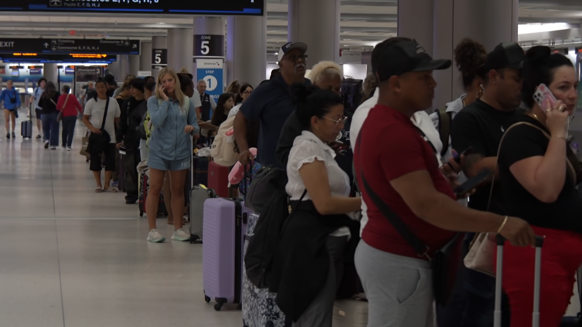 Travelers at MIA deal with impacts from American Airlines IT outage – NBC 6 South Florida