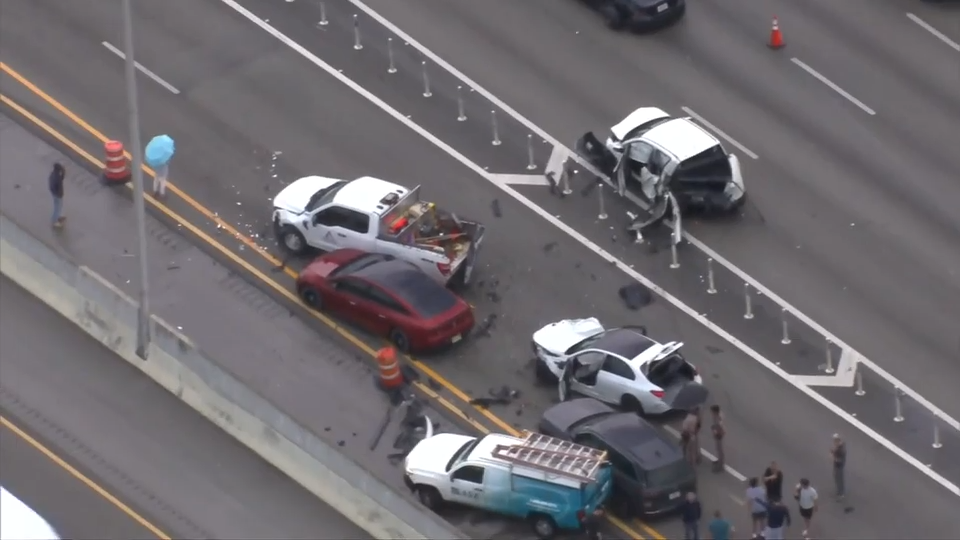 3 hospitalized after multi-car crash on I-95 SB in Fort Lauderdale; express lanes closed - WSVN 7News | Miami News, Weather, Sports