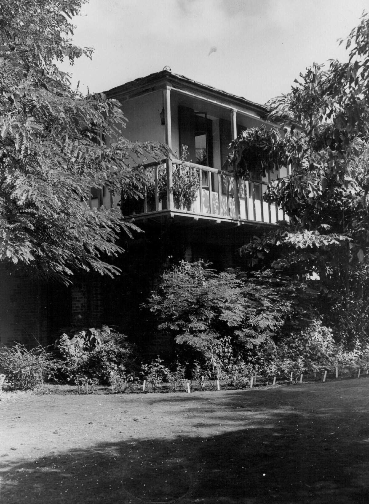 A home at 44th Street and Pine Tree Drive.