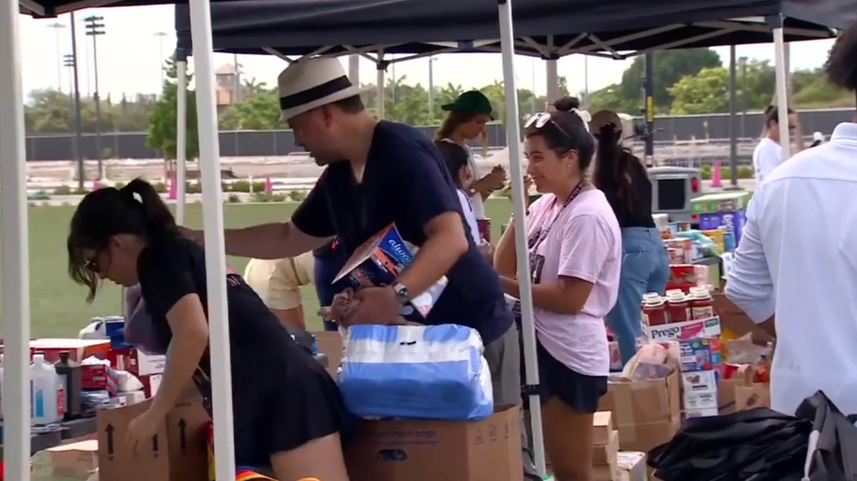 Inter Miami, GEM host donation drives amid relief efforts to help quake-impacted Venezuelans - WSVN 7News | Miami News, Weather, Sports