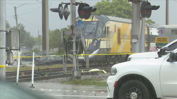 West State Road 84 closed in Fort Lauderdale after pedestrian killed by Brightline train