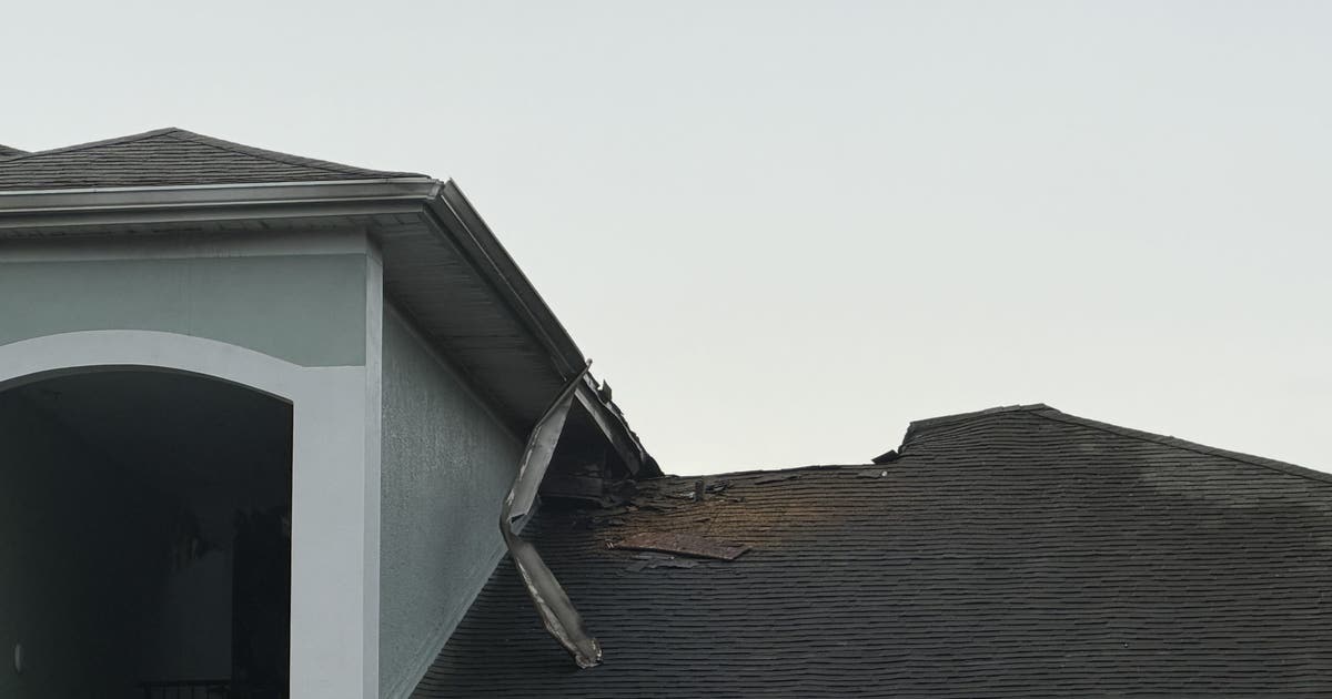 2 injured in Orange County apartment fire likely caused by lightning, officials say