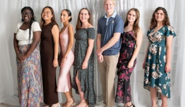 Riverview Woman’s Club And Foundation Awards Scholarships