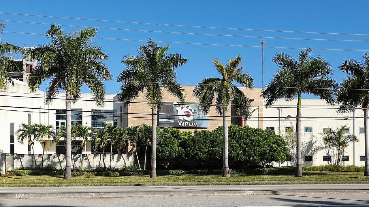 WPLG news chief Bill Pohovey blasts staff over social media posts