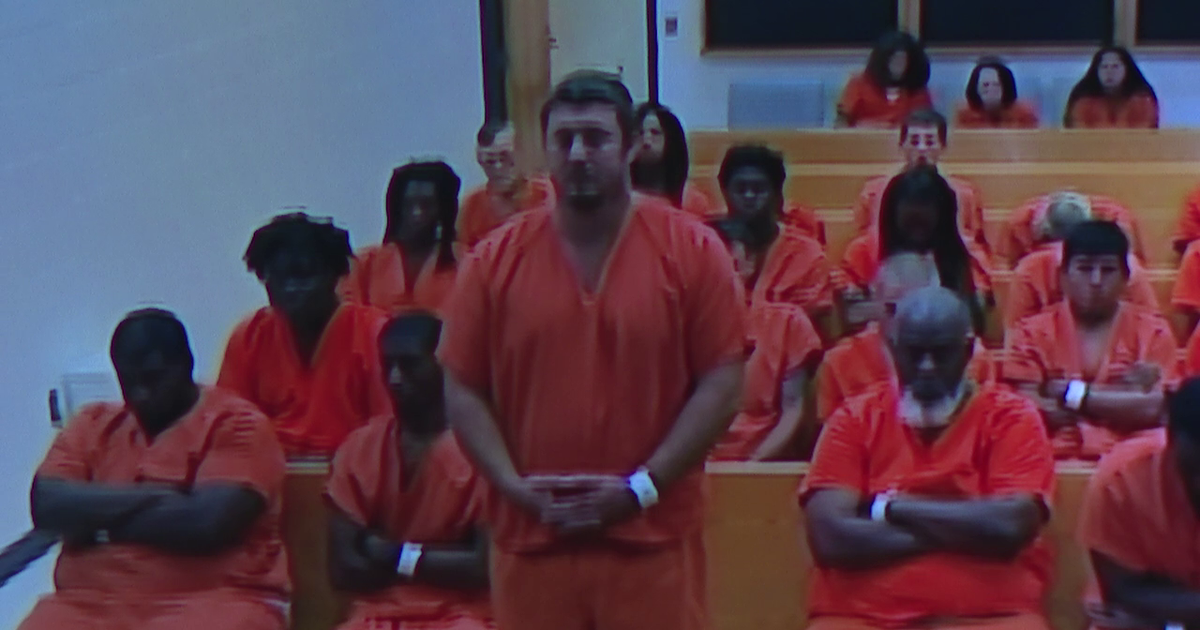 Tampa fraud case: Man accused of forging judge's signature for job