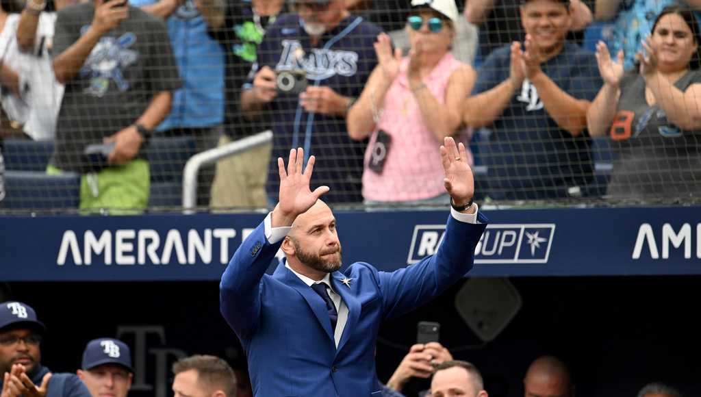 Tampa Bay Rays retire Evan Longoria's No. 3 jersey