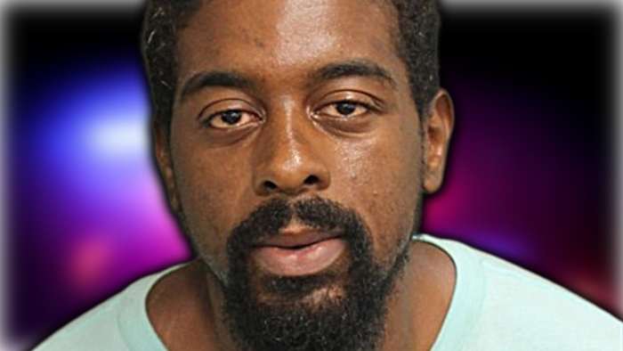 Orlando man accused of snatching child near hotel pool, doing push-ups while fleeing