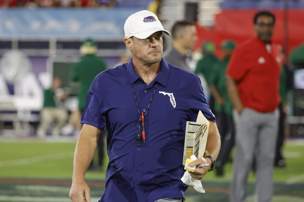 Florida State hiring former Texas, FAU coach Tom Herman to staff