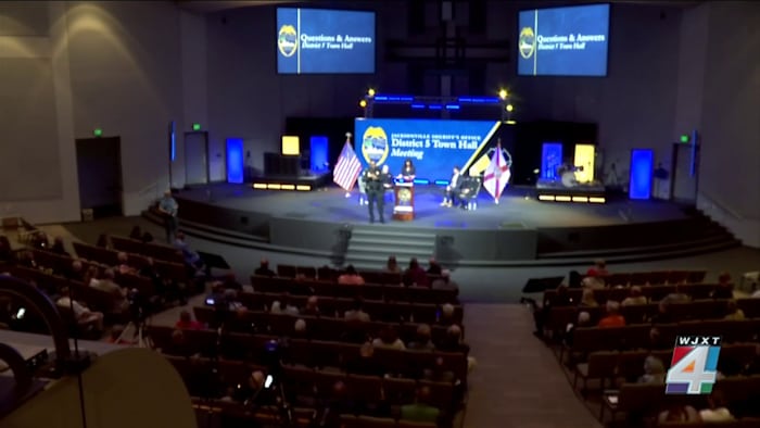 ‘Crime is down. You don’t relax’: Sheriff Waters responds to budget question, violence concerns at District 5 meeting