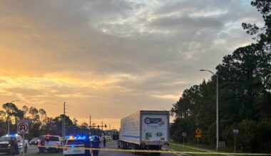 Man fleeing immigration officers in Florida is struck and killed by tractor trailer, police say