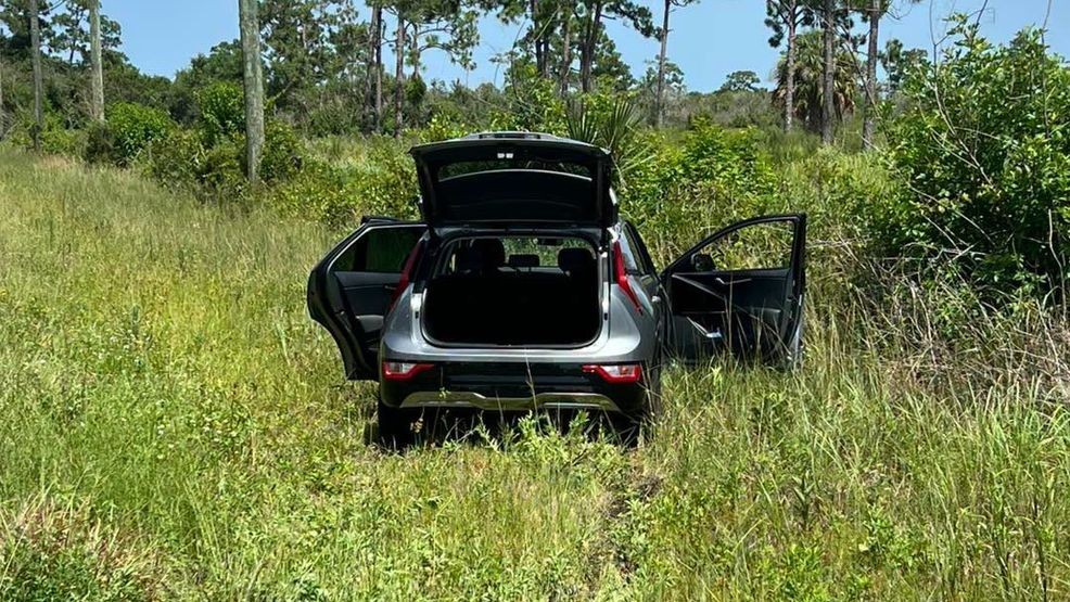 A Palm Beach County man was arrested after Martin County deputies said he drove more than 100 mph, fled a traffic stop and ran from his disabled vehicle. (MCSO)