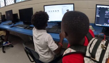 Screen time cut: Hillsborough schools capping digital learning programs for K-2 students