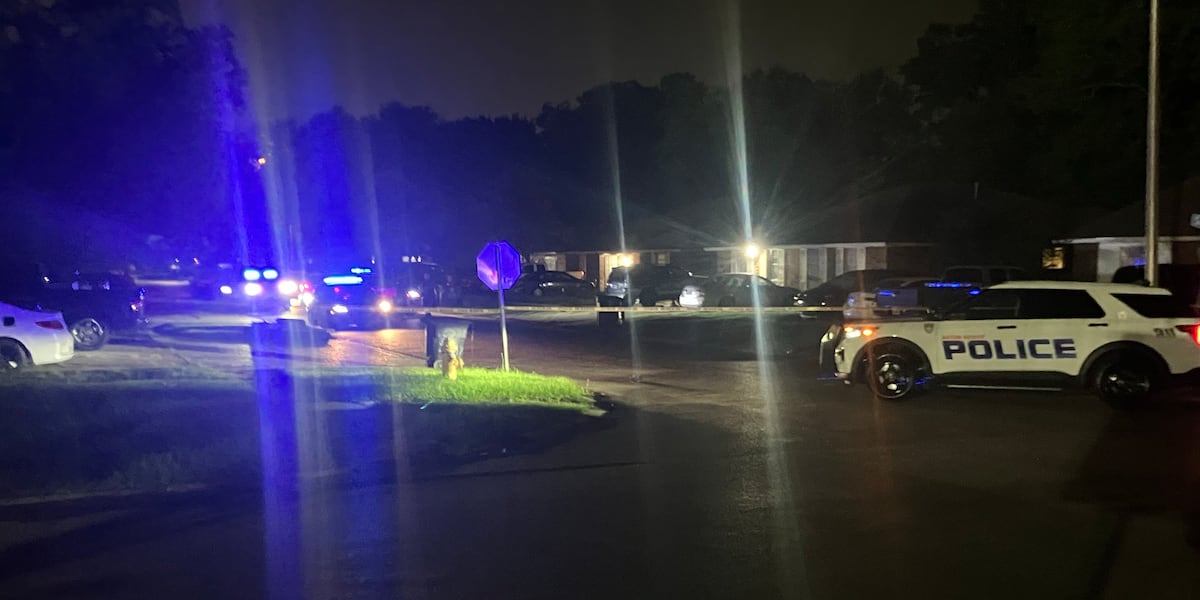 Shooting near Florida Blvd. convenience store lands one person in hospital