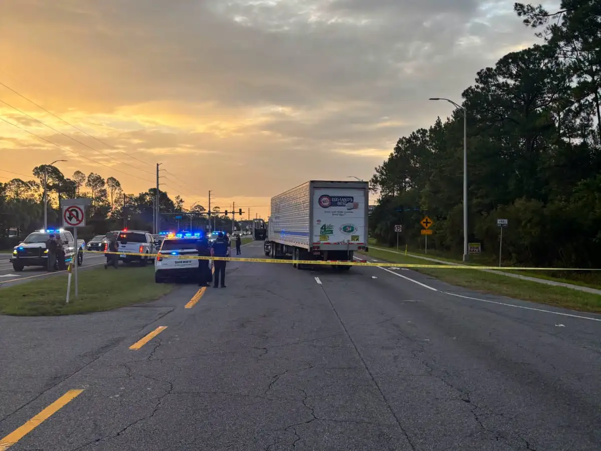 One day after man is killed running from ICE in Florida, Trump says traffic stops should continue