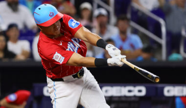 Miami-Marlins-right-fielder-Avisail-Garcia
