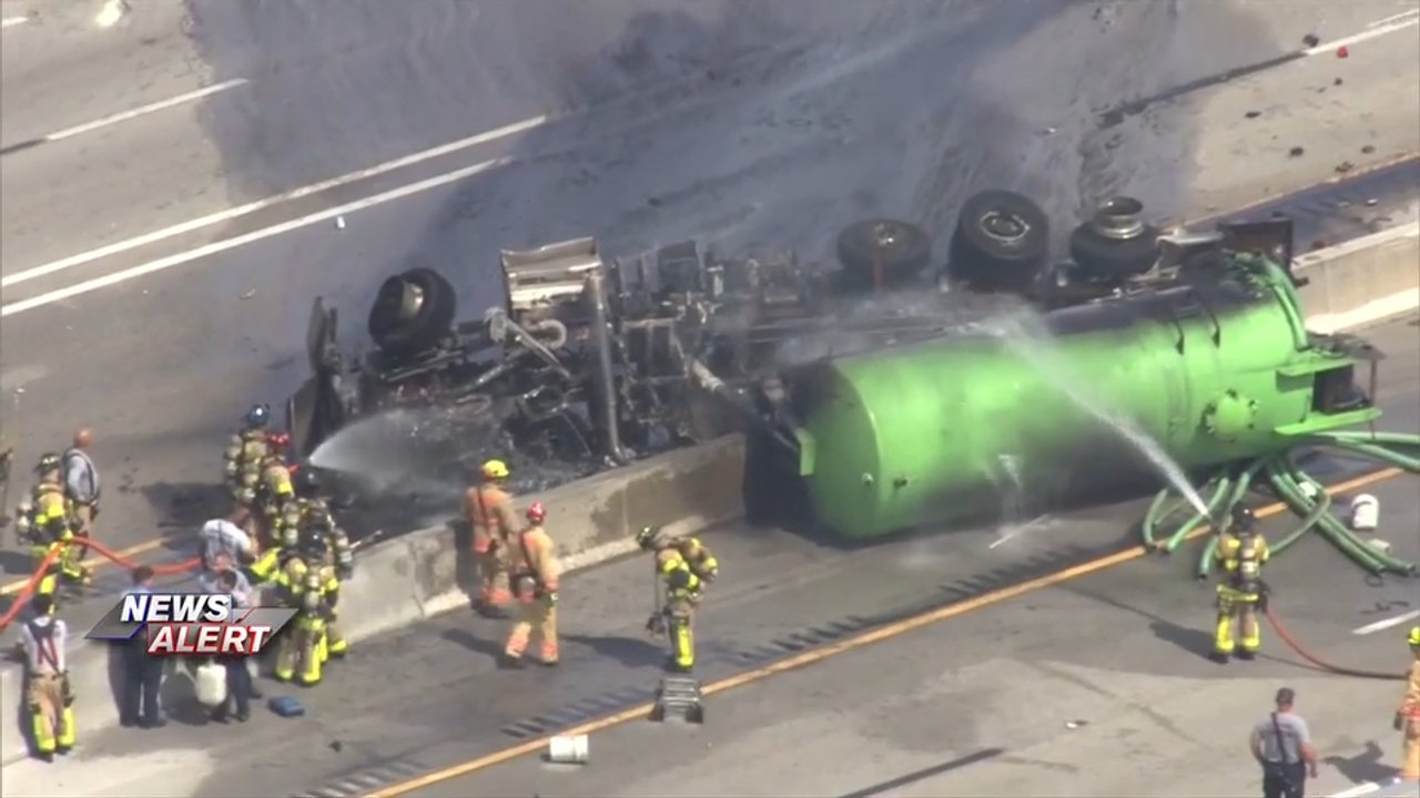 Septic tank truck driver killed in fiery rollover crash on Turnpike; all lanes reopen - WSVN 7News | Miami News, Weather, Sports