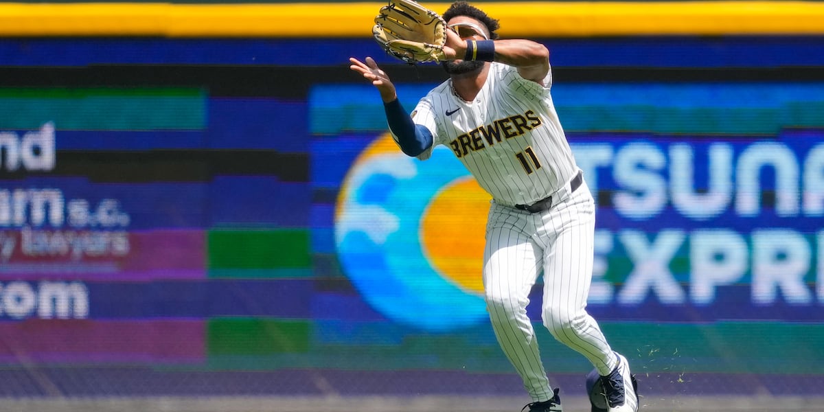 Contreras’ 3-run homer in the bottom of the 9th gives Brewers 3-1 win over Marlins