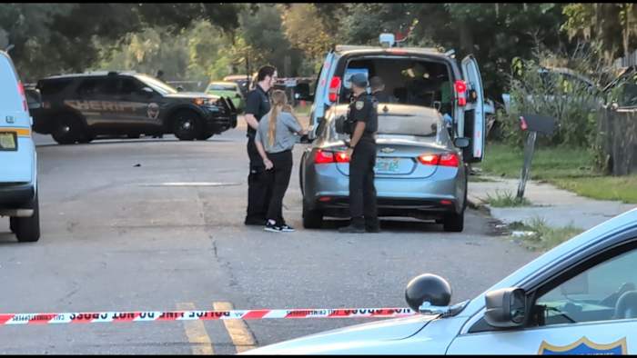 1 dead, 2 hurt after domestic dispute erupts into gunfire; Shooter later takes own life: JSO