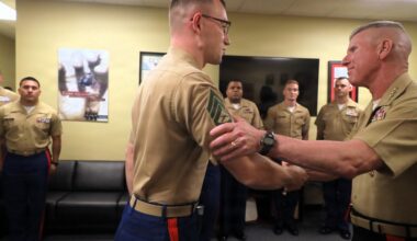 CMC Visits RS Tampa, Awards Navy Commendation Medal to Tampa Station Commander Staff Sgt. Vitti