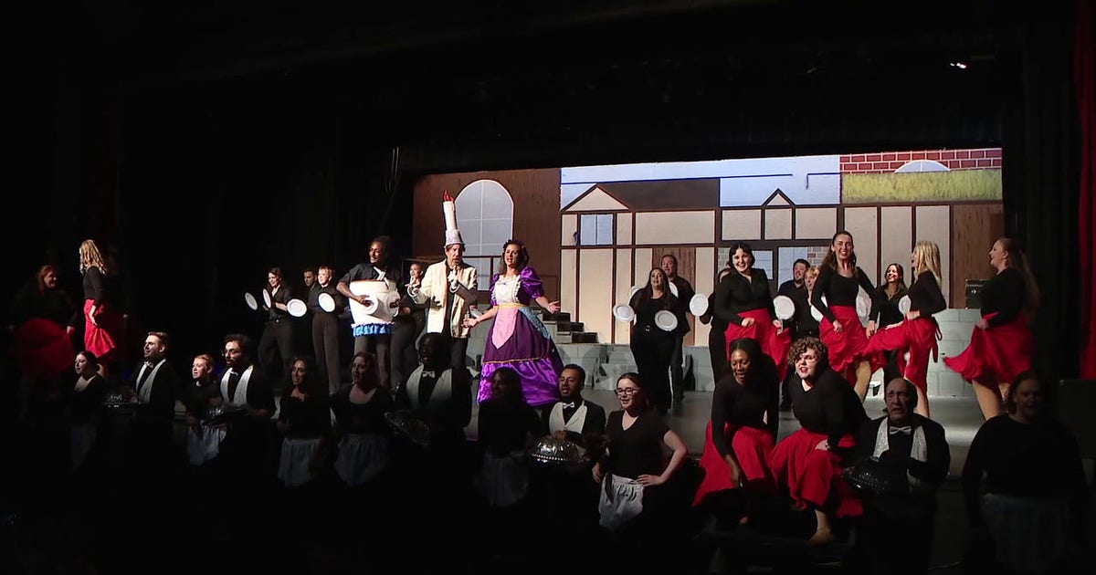 Historic show hopes to raise cash for St. Petersburg City Theatre