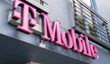 T-Mobile outage: Users report issues with phone, signal