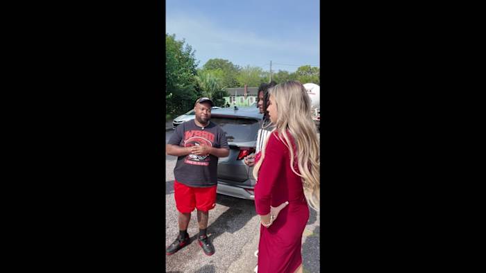 Sophia Vitello returns to Moncrief for a community tour after viewers weigh in