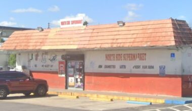 MDSO: Man hospitalized after being found with stab wound outside northwest Miami-Dade market