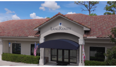 LANG REALTY'S PORT ST. LUCIE OFFICE NAMED BEST REALTOR IN PORT ST. LUCIE MAGAZINE'S 'BEST OF PSL' AWARDS