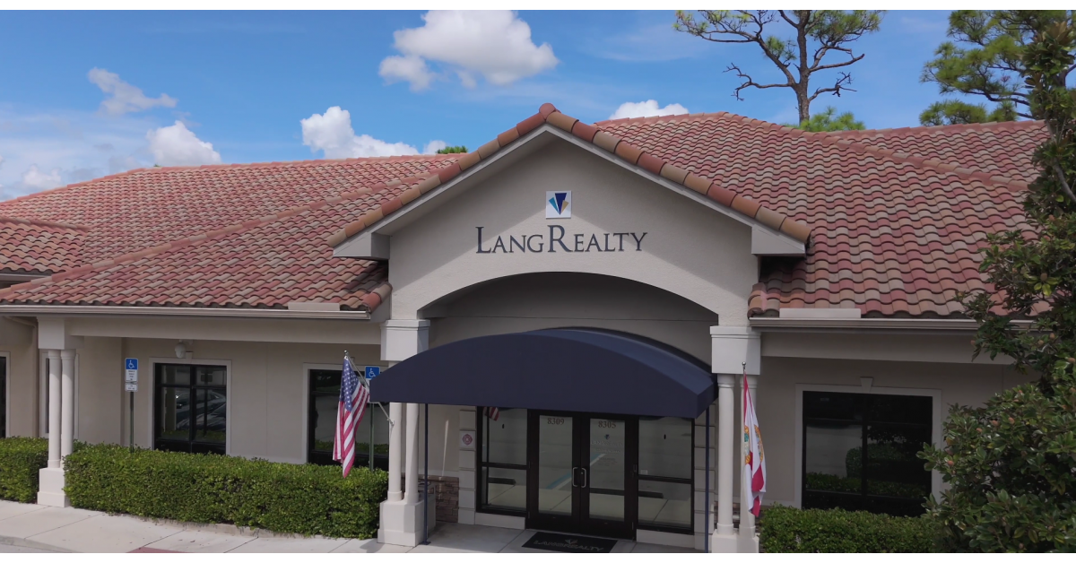 LANG REALTY'S PORT ST. LUCIE OFFICE NAMED BEST REALTOR IN PORT ST. LUCIE MAGAZINE'S 'BEST OF PSL' AWARDS
