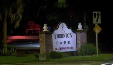 Orlando police searching Thornton Park early Monday morning