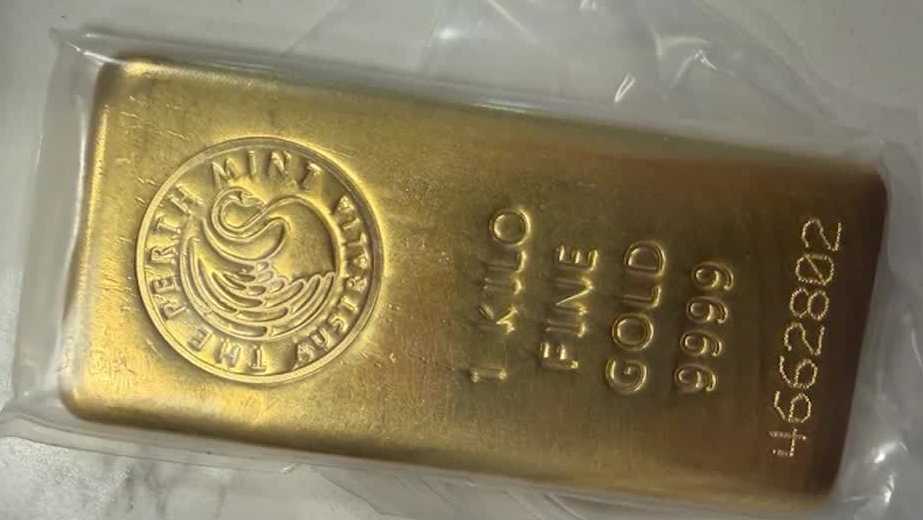 Retired surgeon in Florida loses $700,000 in gold scam