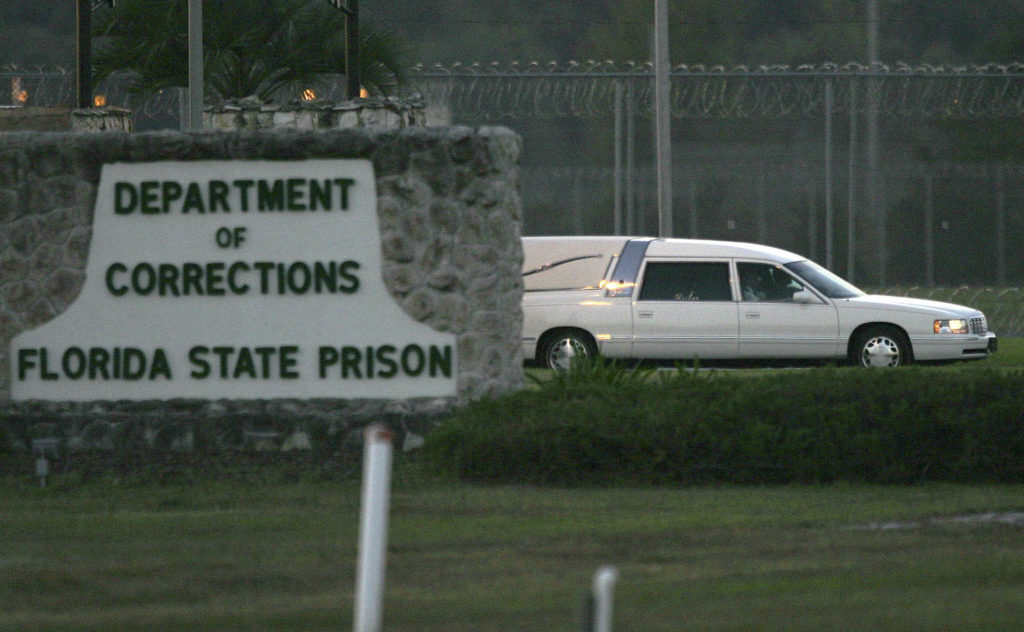 A hearse carries body of Danny Rolling after his execution at the Florida State Prison in Raiford Florida