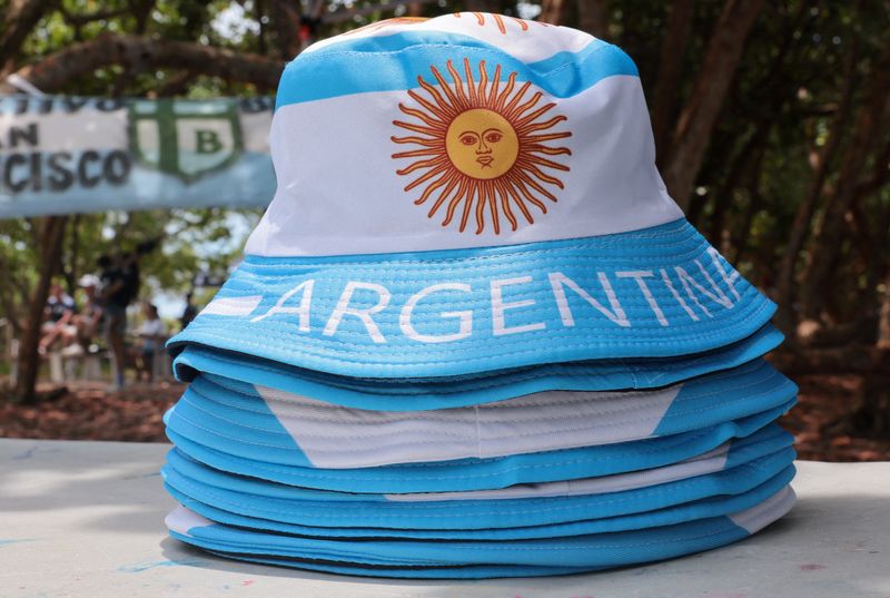 Soccer-Scaloni hails ’12th man’ as Argentina fans hit Miami | The Mighty 790 KFGO
