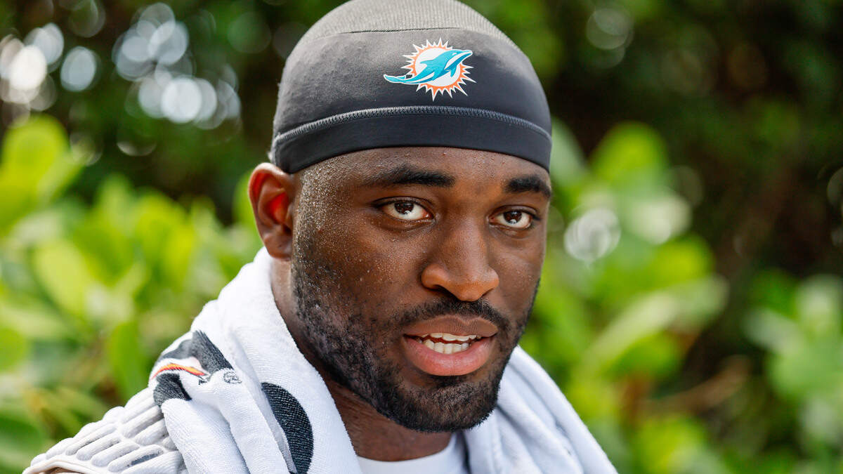 Dolphins’ Josh Uche enters prove-it year with leadership role