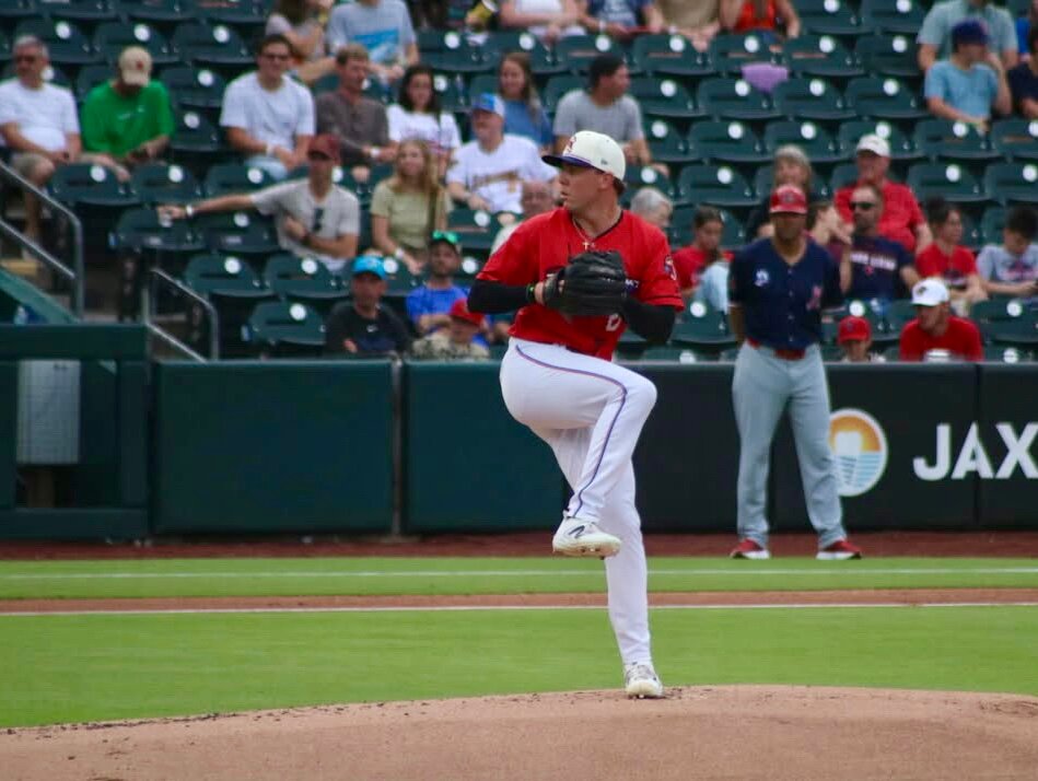 Patrick Monteverde throwing a pitch.