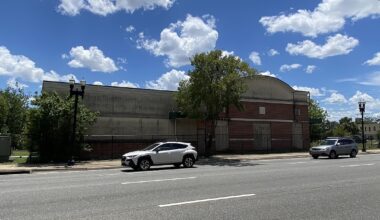 Downtown Investment Authority board votes to demolish Sax Seafood building