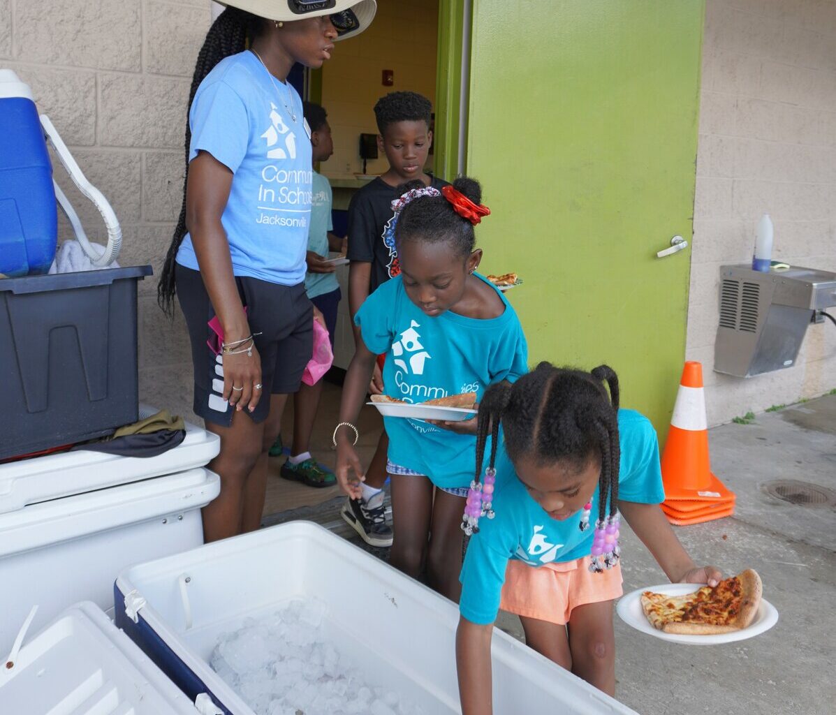 The MaliVai Washington Youth Foundation runs programs throughout the summer.