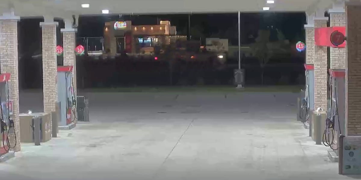 Jacksonville police ID victim in deadly hit & run; truck may be witness to crash