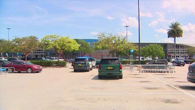 Man hospitalized with life-threatening injuries after shooting in Walmart parking lot; 1 detained - WSVN 7News | Miami News, Weather, Sports