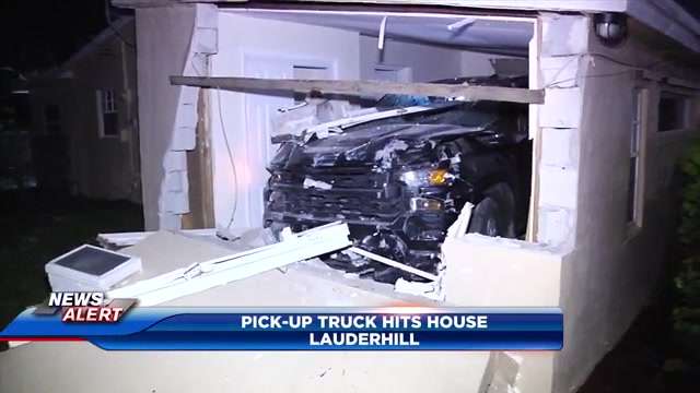 Pickup truck slams into Lauderhill home, destroying front of property - WSVN 7News | Miami News, Weather, Sports