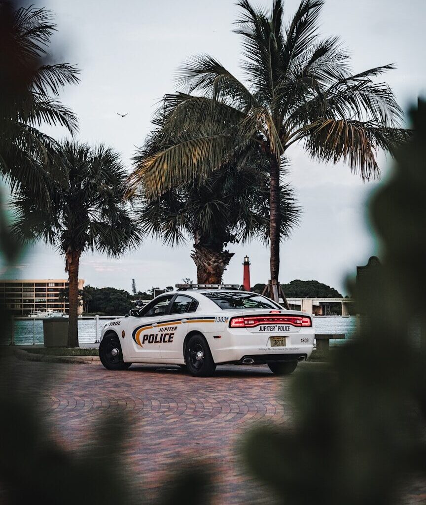 Florida Man Tried to Pull Over an Unmarked Cop. It Was an Undercover Sheriff's Car