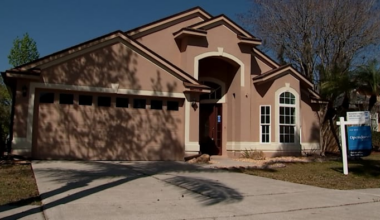 Frontline workers could get up to $35,000 to buy a home as Florida program relaunches