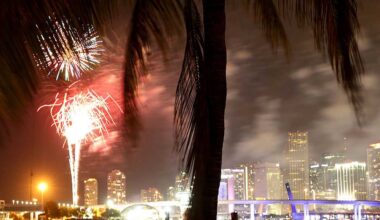 What's open and closed on July 4th in Florida