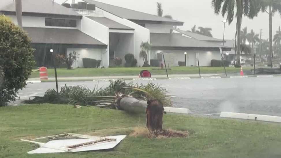 Severe storm causes power outages and damage around Bell Tower in Fort Myers
