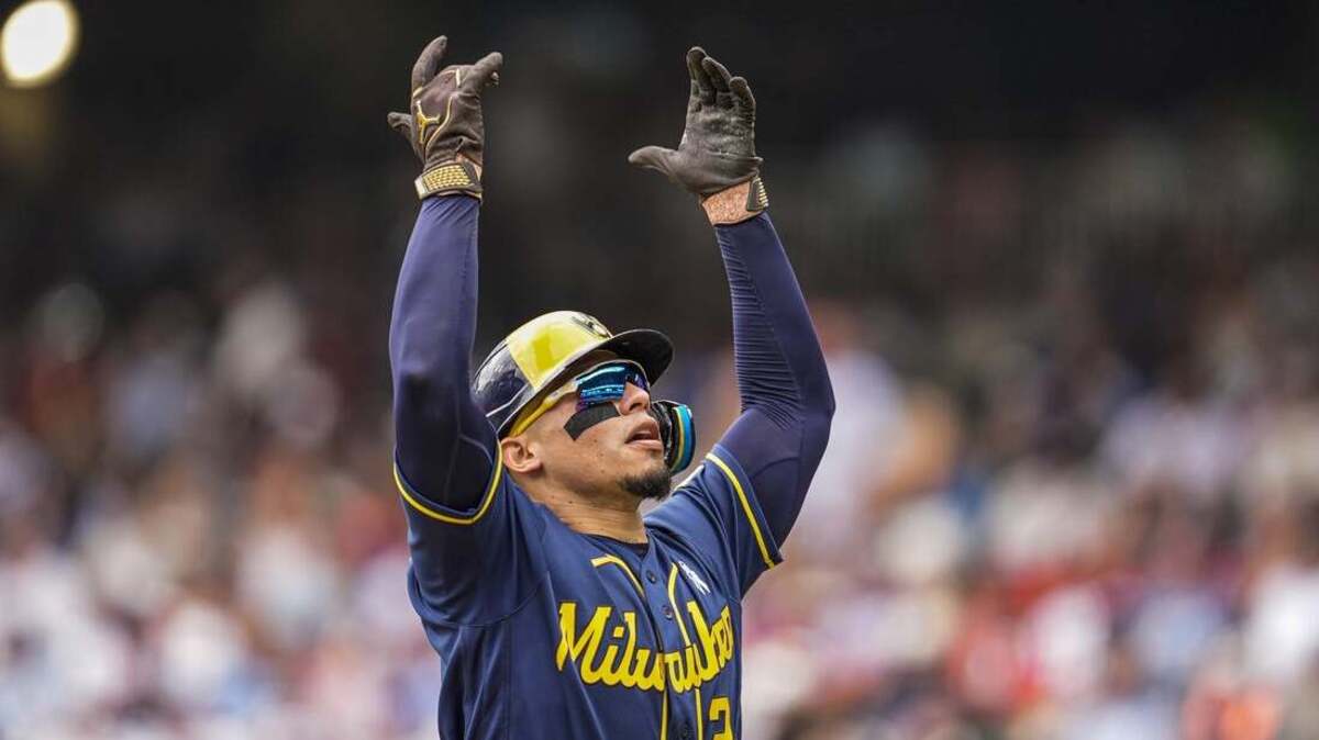 William Contreras hits walk-off to lift Brewers 3-1