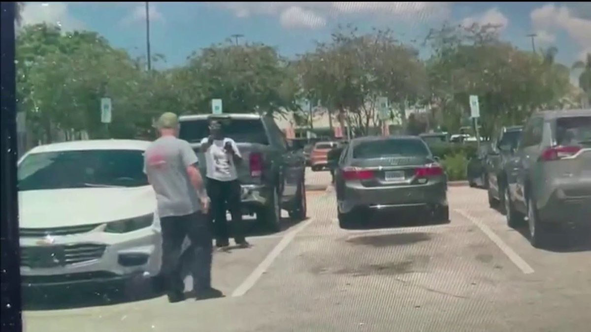 911 calls capture chaos after fatal Walmart shooting in North Lauderdale – NBC 6 South Florida