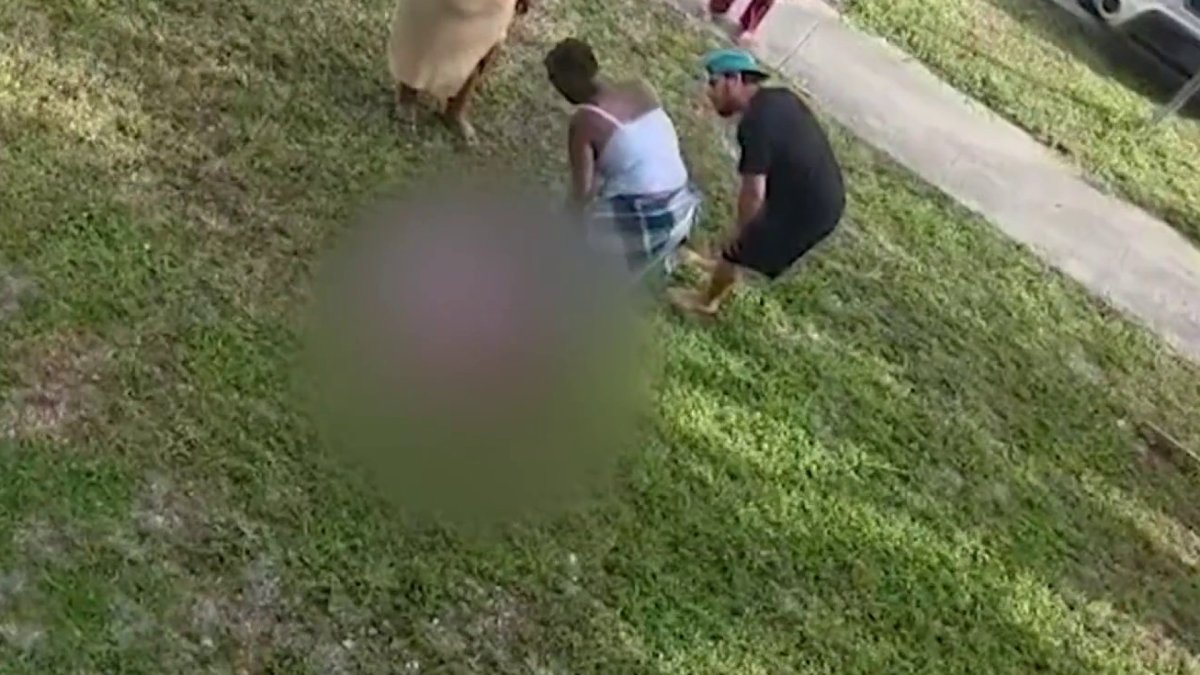 Child airlifted to hospital after reported fall at North Miami Beach apartment building – NBC 6 South Florida