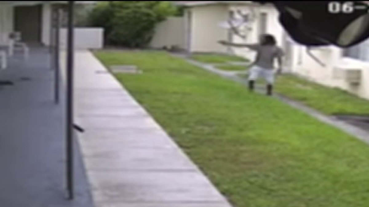 New video captures man open fire at apartment complex is North Miami Beach – NBC 6 South Florida